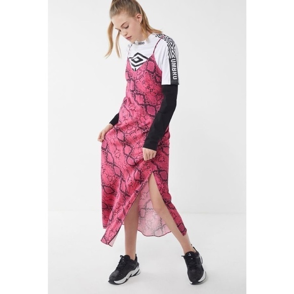 NWT URBAN OUTFITTERS SNAKE PRINT SLIP DRESS - Picture 5 of 7